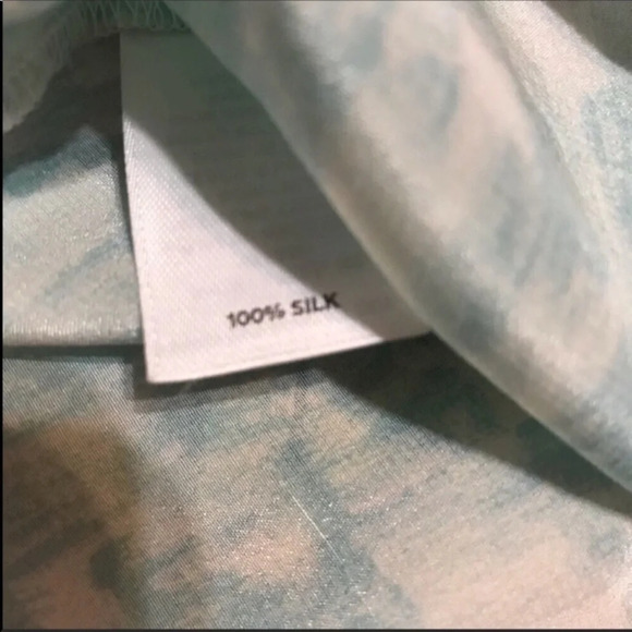 Halogen Silk Sleeveless Front Ruffle Blouse Medium - Picture 6 of 7